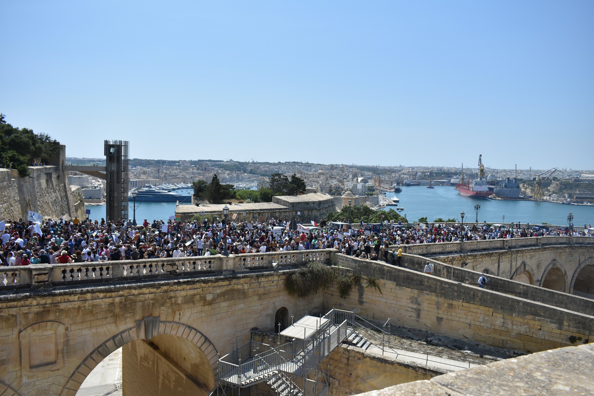Photos from yesterday’s demonstration in favour of the environment