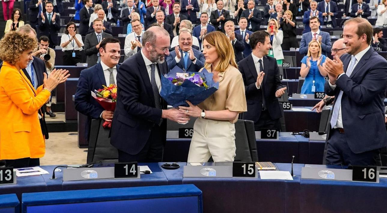 562 out of 623 votes for Roberta Metsola: opening speech attached