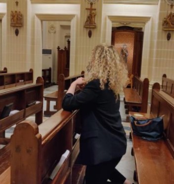 PN Queen of Posturing Eve Borg Bonnello: from pro-choice to pro-life (to pro-choice again)