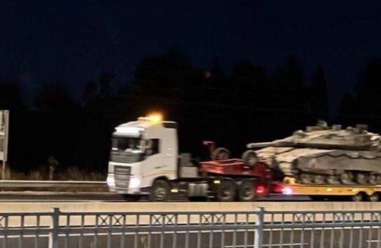 The Israel Defence Forces move their 98th Division out of Gaza to the border with Lebanon