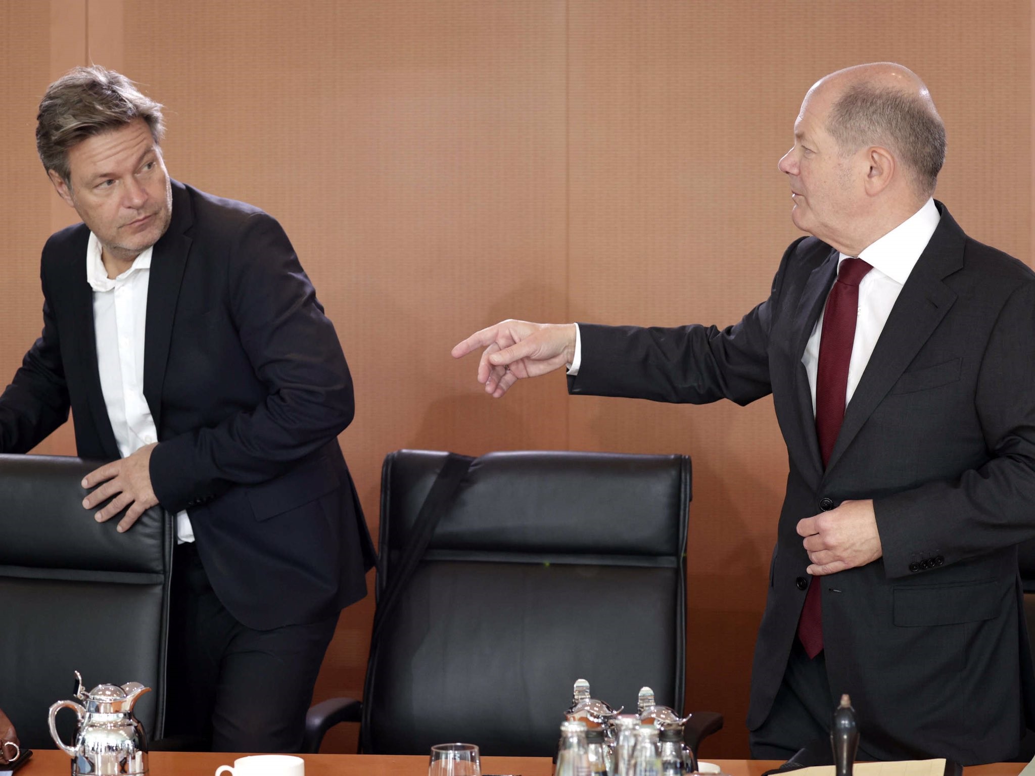 Berlin struck with rumours of early elections as ruling-coalition drama ramps up
