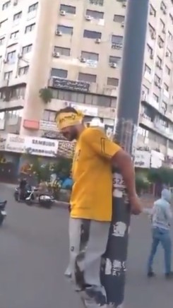 Syrian “spies” from Idlib in Lebanon are now being tie to lamposts as punishment
