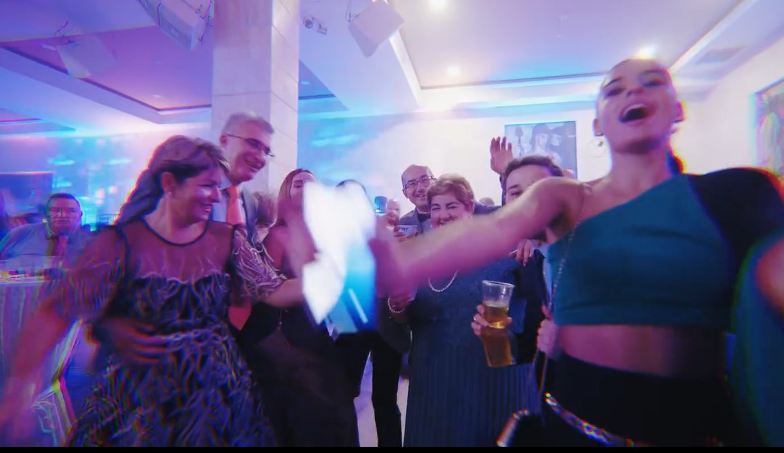 Watch Carmelo Abela partying at Antoine “Cavett” Azzopardi’s birthday celebration