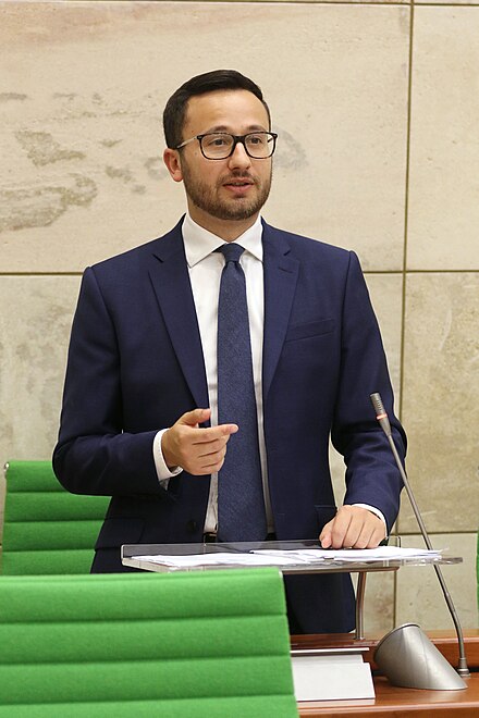 PN tables amendments to strengthen penalties for crimes against public officials