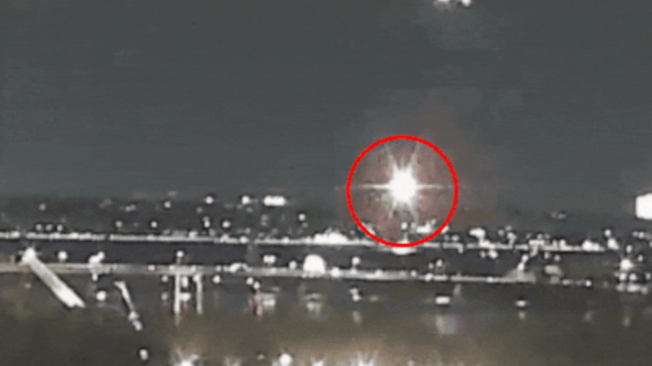 Tragic mid-air collision over Washington D.C. claims multiple lives