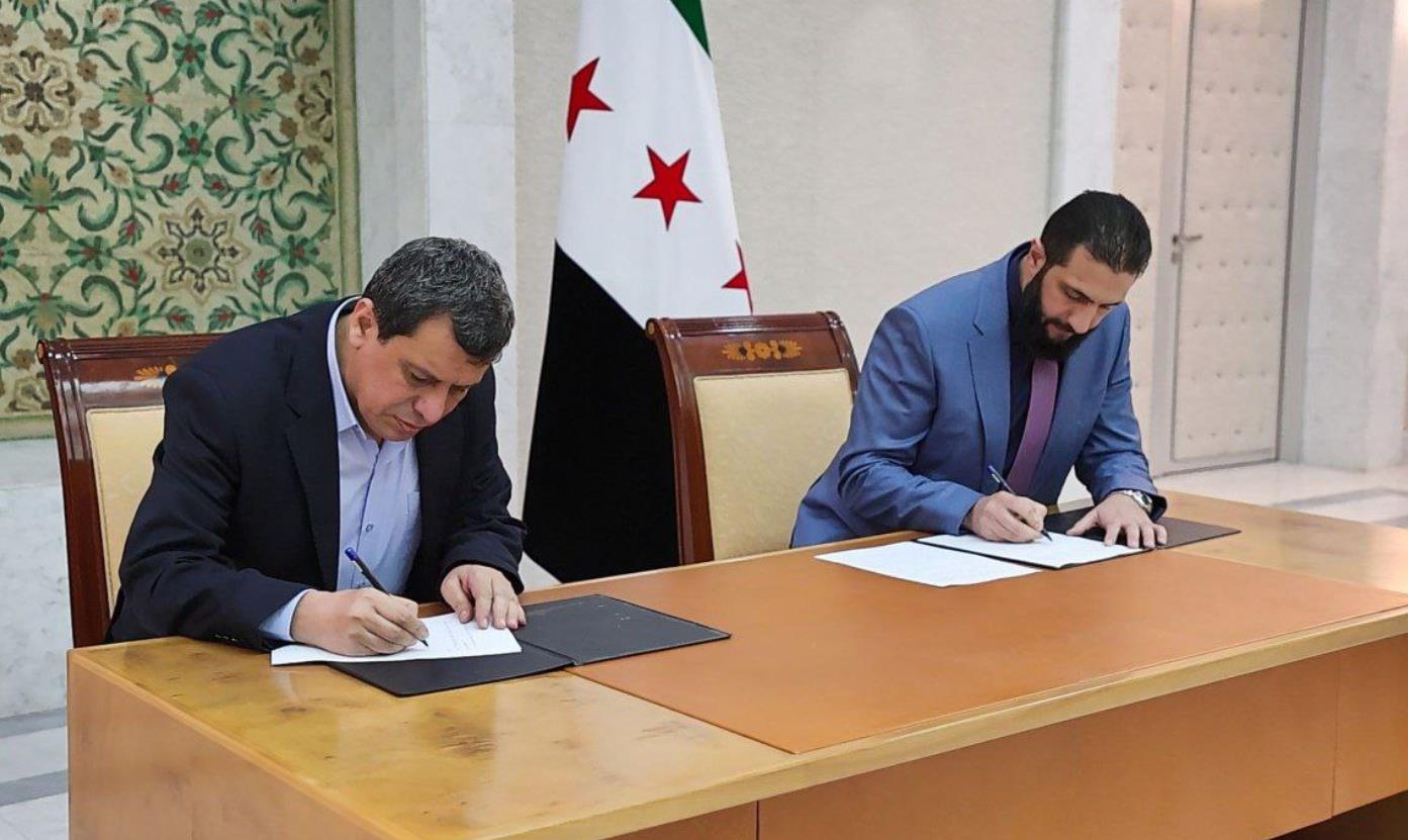 BREAKING: Kurdish Syrian Democratic Forces sign integration document with the Syrian government