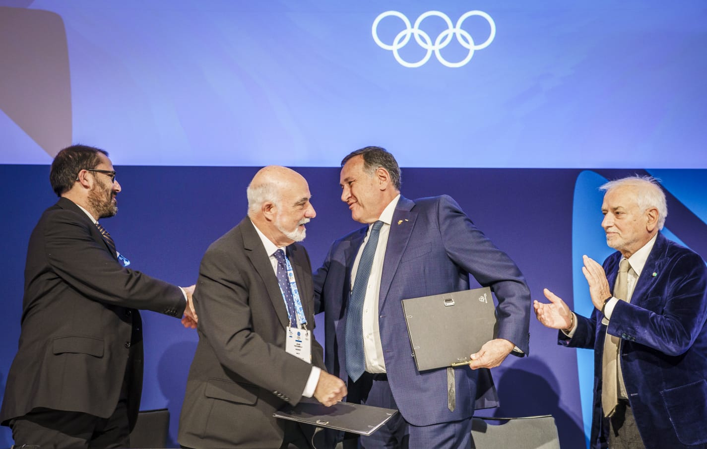 Maltese Olympic Committee signs EOC Seminar Agreement
