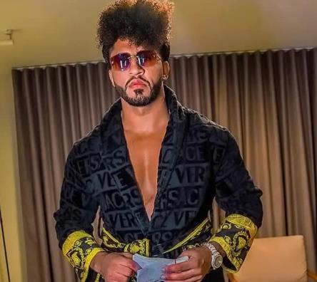 Mohammed al-Musrati aka Lilu l-King shows off his latest stash