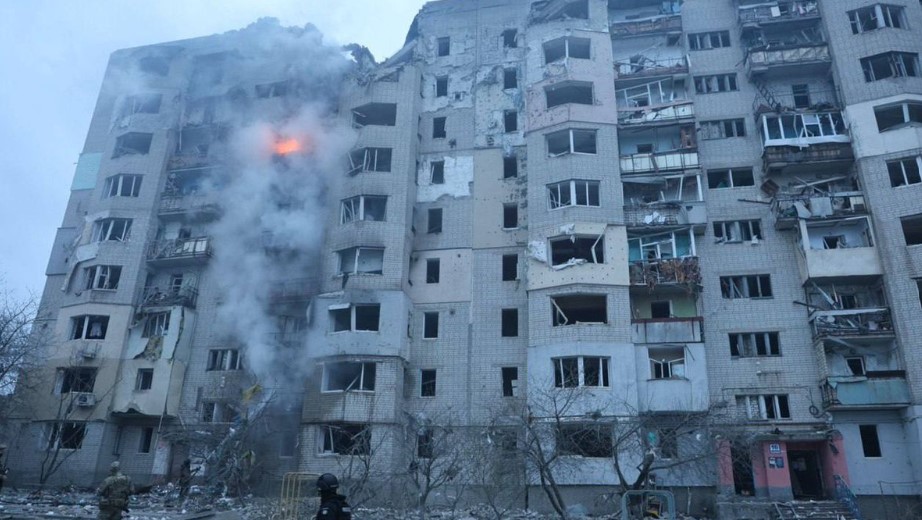 Russia fires missiles and drones at Ukrainian civilians throughout the weekend: cruise missile fired from the Black Sea