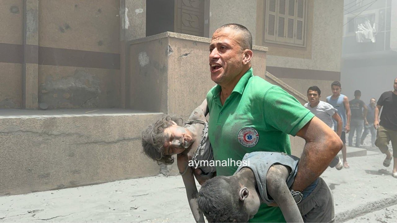 Paramedic who saved girl from the flames killed in Israeli airstrike