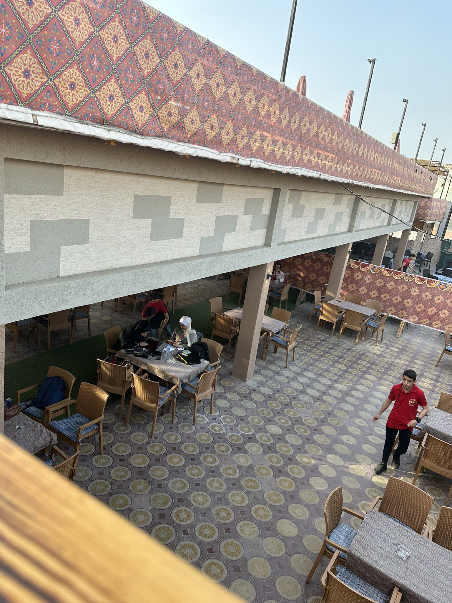 Israel bombs Al-Baqa Café in Gaza as it rains bombs on Gaza City