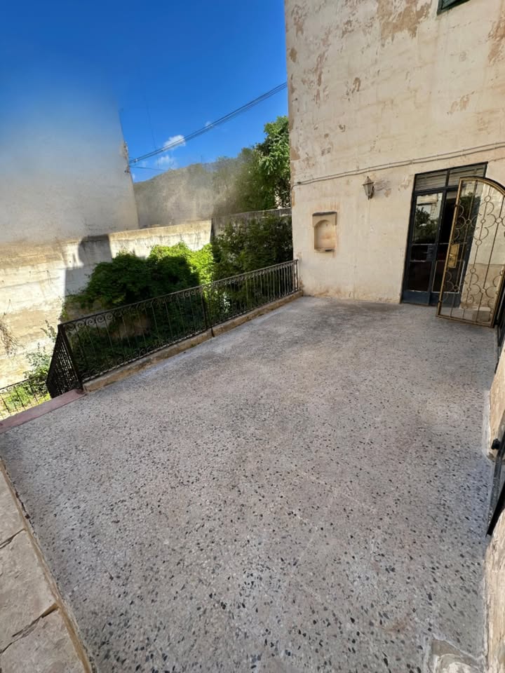 Here’s one of Nigel Scerri’s properties being rented out to Indians and Nepalis