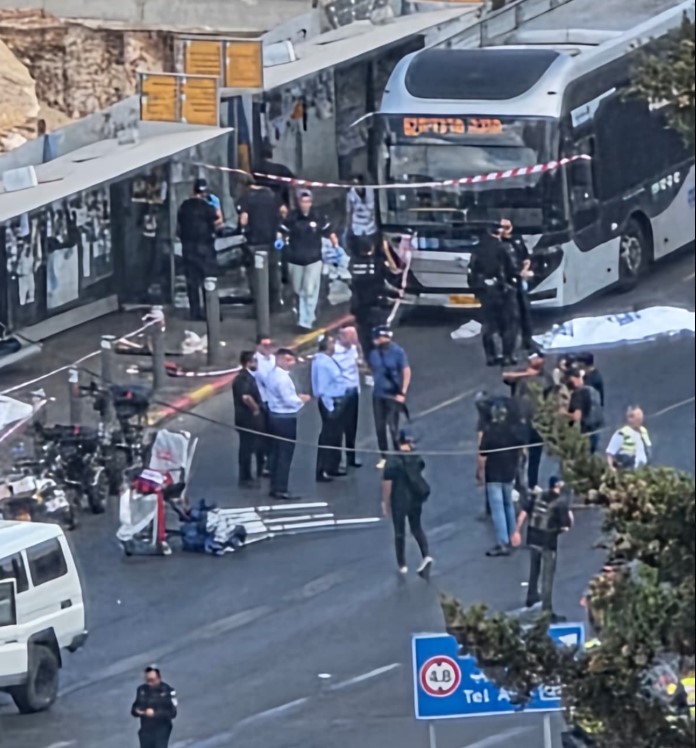 Palestinian terrorists shoot at bus passengers in Jerusalem