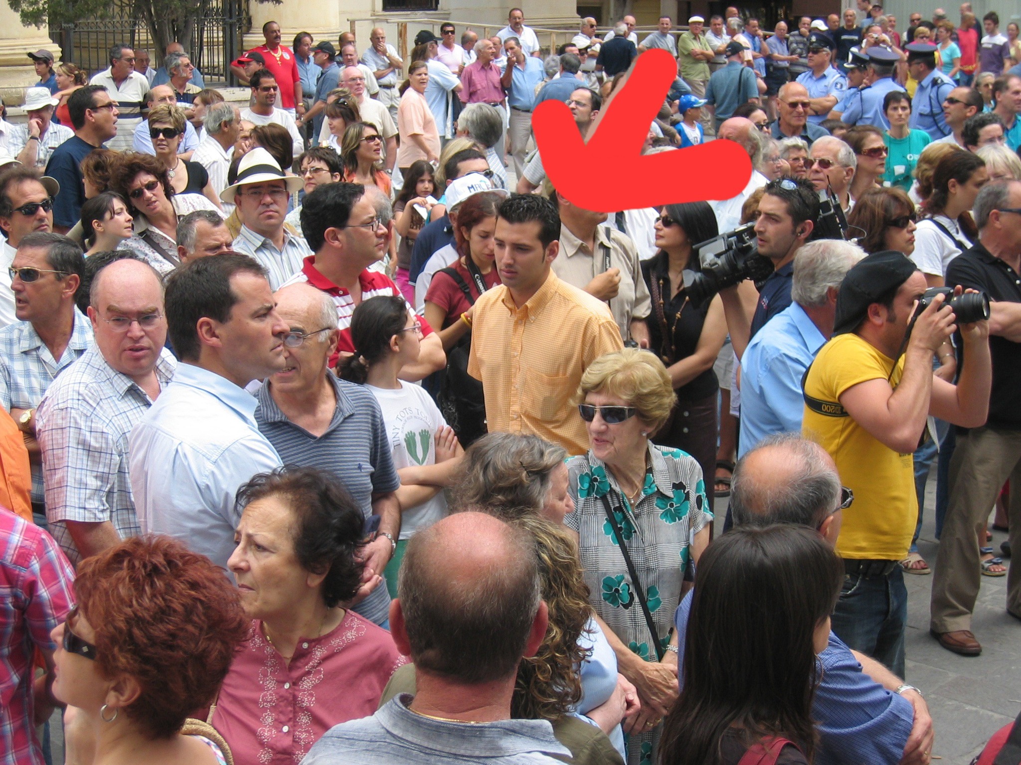 Here’s the current Minister of Justice Jonathan Attard protesting in favour of the environment