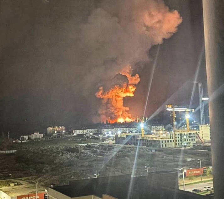 Ukraine conducts massive attack on Novorossiysk port destroying oil terminals