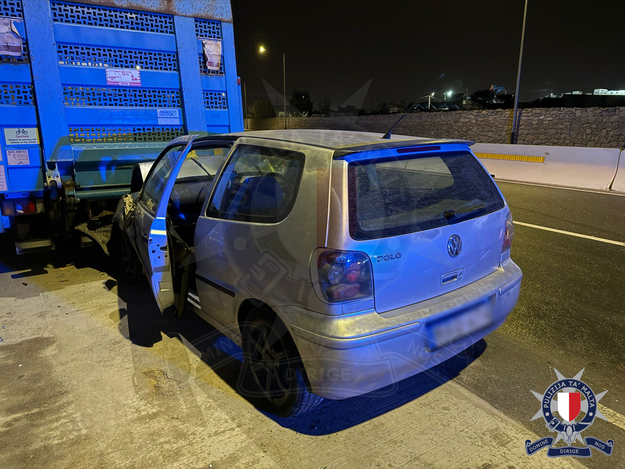 San Ä wann driver in critical condition after early morning crash