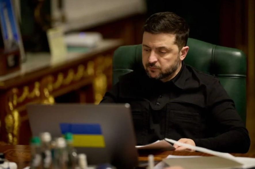 President Zelensky crashes out over wasteful talks and “historical documents”