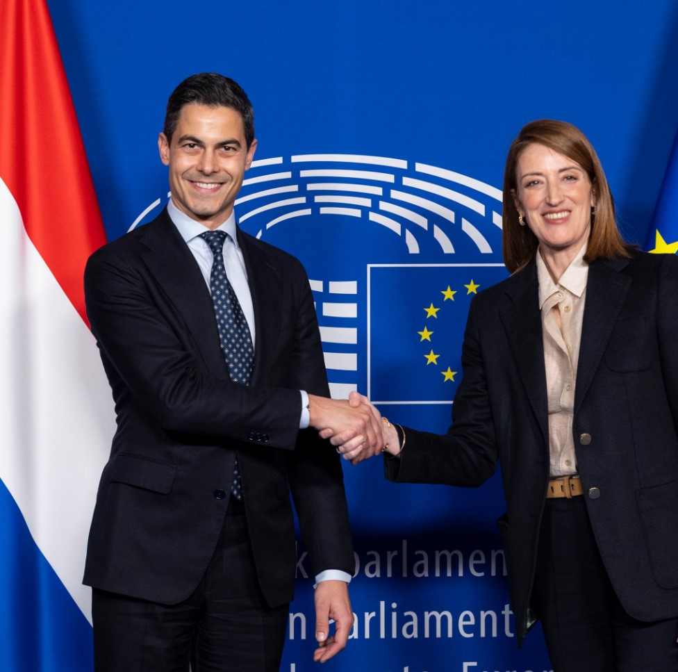 New Dutch Prime Minister calls for qualified-majority voting at the European Council in first visit to Brussels
