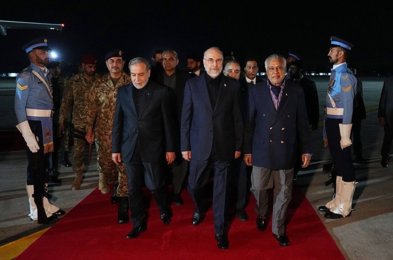 Iranian delegation arrives in Islamabad for talks with US diplomats