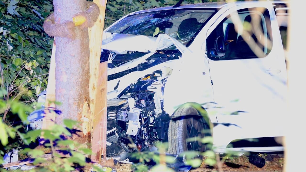 Islamist crashes minivan in crowd at Berlin Gay Pride March