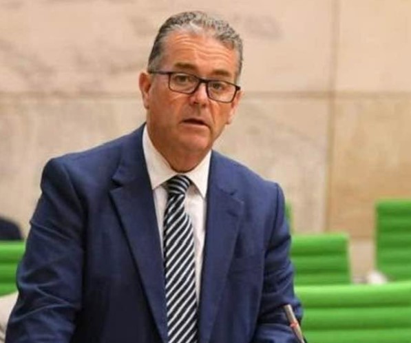 Beppe Fenech Adami and Beppe Galea press the Prime Minister on Ukraine